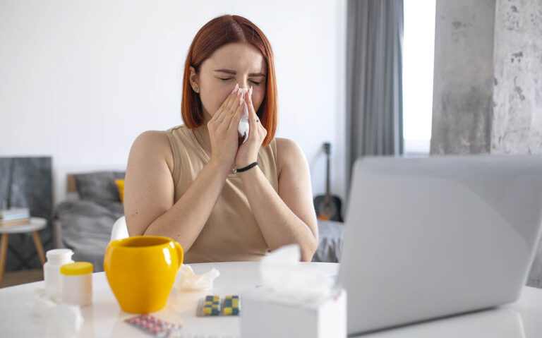 Simptome rinita alergica